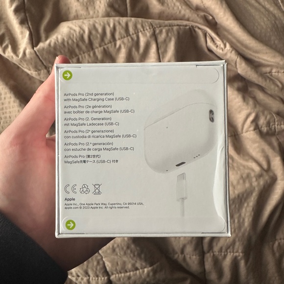 Apple AirPods Pro - White - Picture 3 of 3